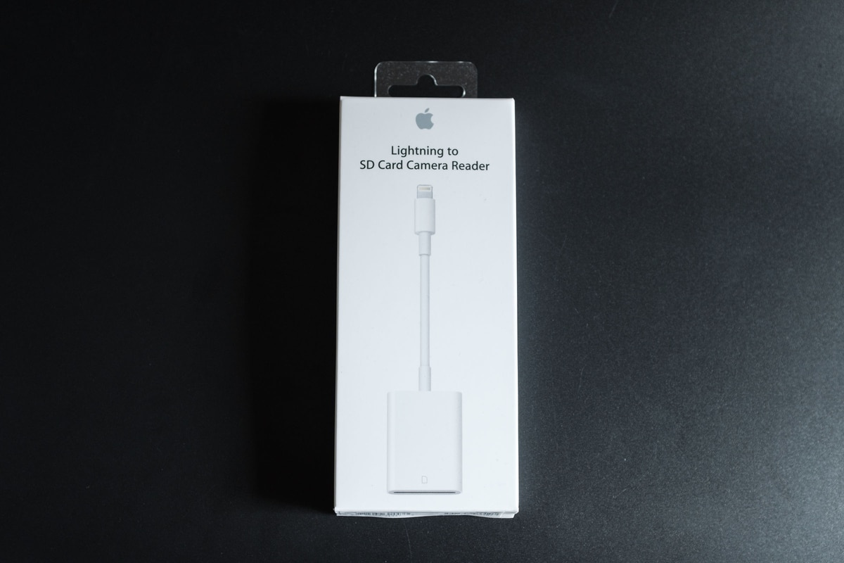 Apple Lightning SDカードカメラリーダー MJYT2AM/A