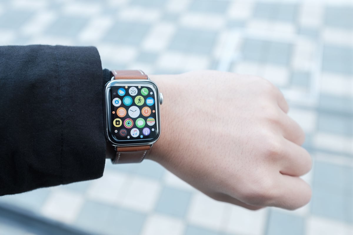 Apple Watch Series 5】アップルウォッチがより快適になるおすすめ 