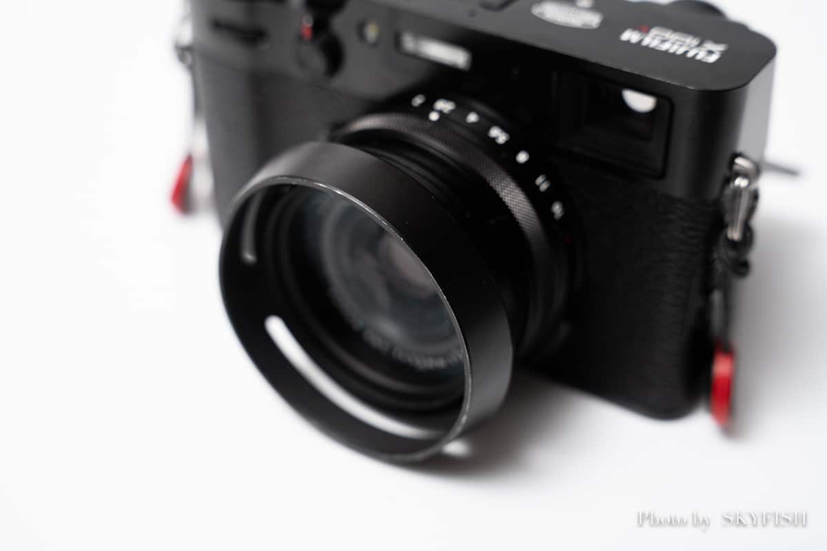 FUJIFILM X100V