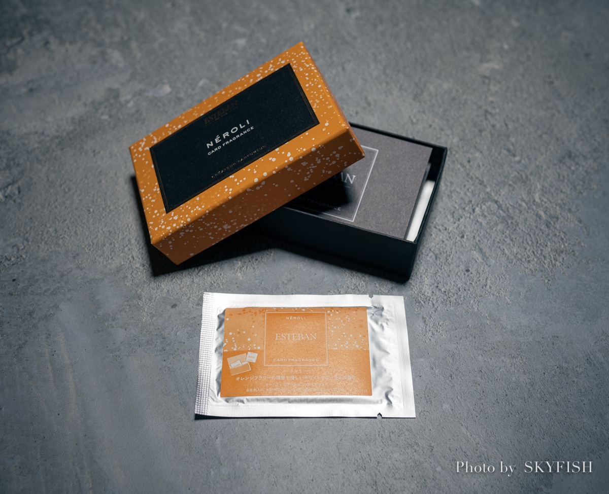 ESTEBAN Card fragrance