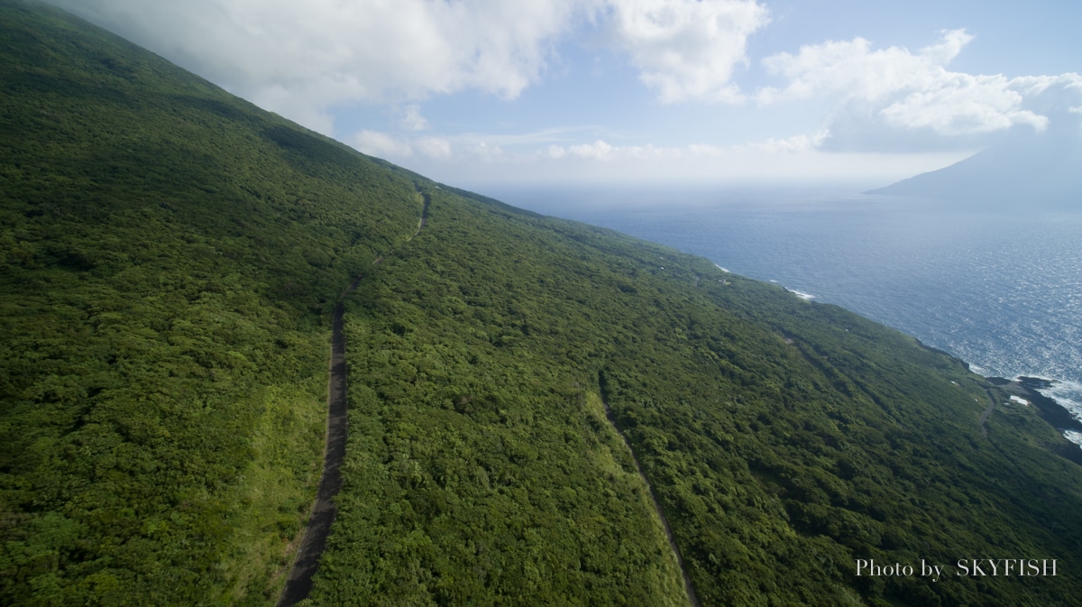 八丈島の空撮写真