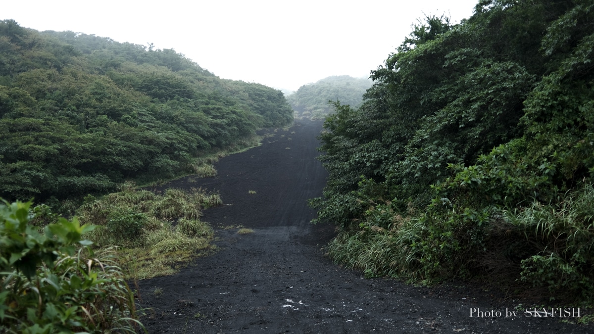 伊豆大島の黒砂漠